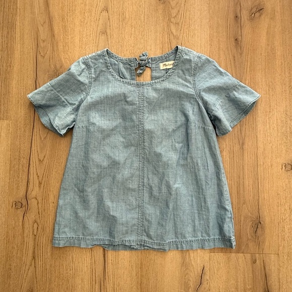 Madewell Tops - Madewell Chambray Short Sleeve Top
